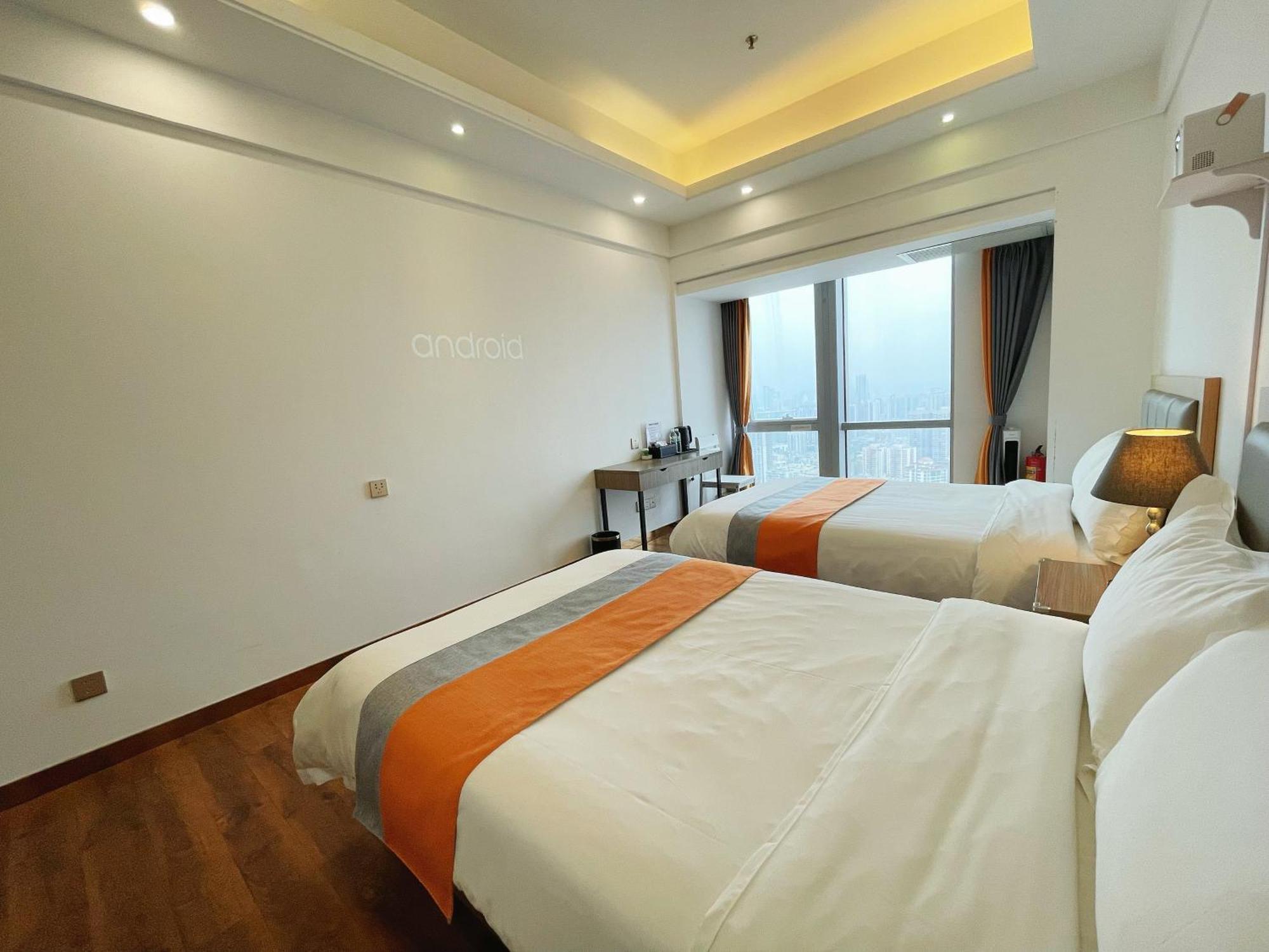 Ht Legend Hotel Changgang Metro Station Exit F -Direct To Canton Fair Exteriér fotografie